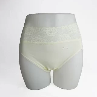 ショーツすっぽりタイプ　オフホワイト