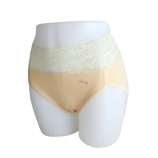 ショーツすっぽりタイプ　ベージュ